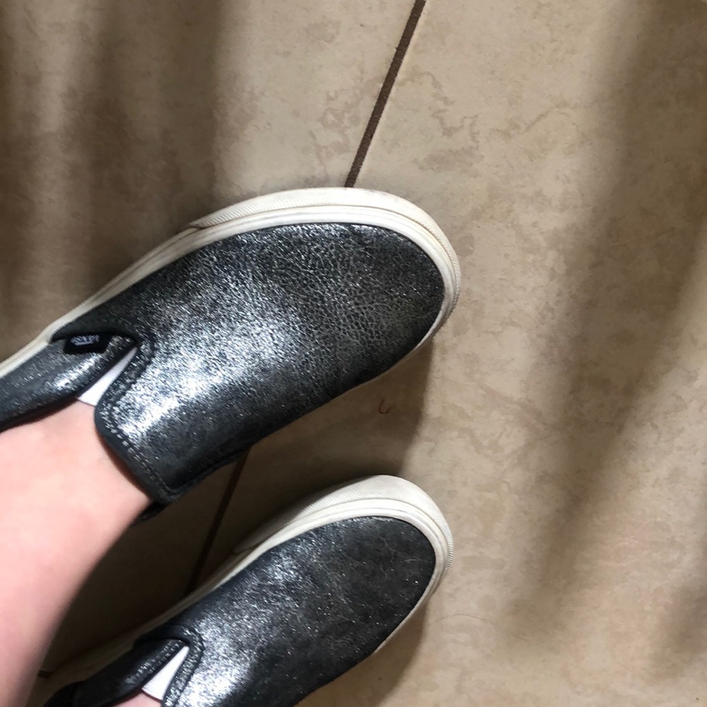 Silver vans - Picture 4 of 6